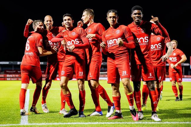 不仅满足了 不仅满足了