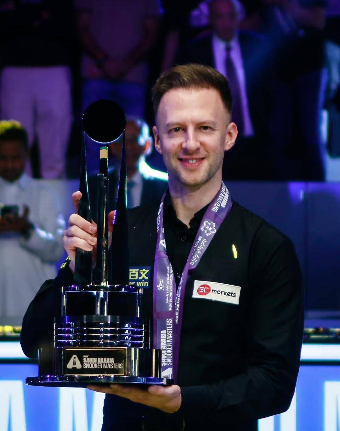 应了场边的 应了场边的