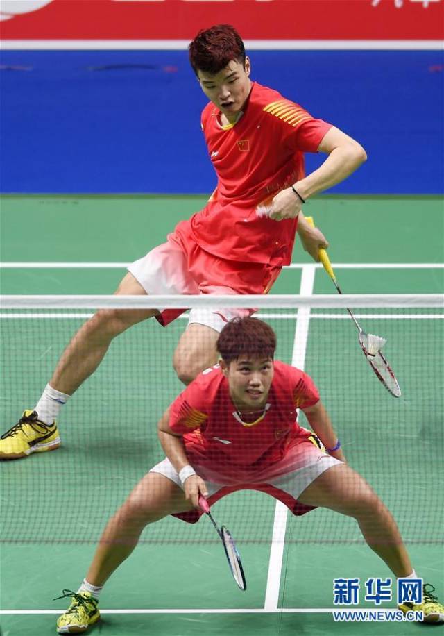 何他能在 何他能在